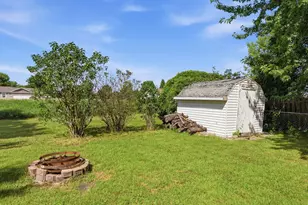 708 California St NW, Hutchinson, MN 55350 - Photo 25