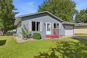 708 California St NW, Hutchinson, MN 55350 - Photo 1
