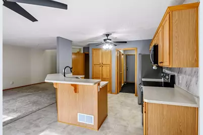 441 Pleasant Lane, Chaska, MN 55318 - Photo 11