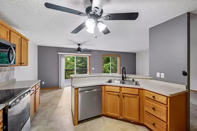 441 Pleasant Lane, Chaska, MN 55318 - Photo 13