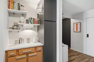 401 1st Street S, Minneapolis, MN 55401 - Photo 17