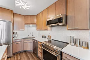 401 1st Street S, Minneapolis, MN 55401 - Photo 13