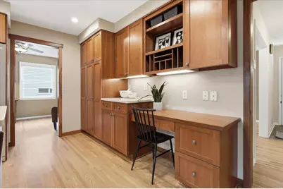 7109 Heatherton Trail, Edina, MN 55435 - Photo 19