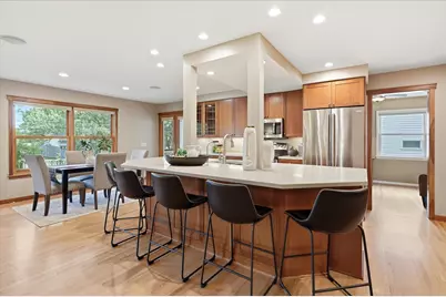 7109 Heatherton Trail, Edina, MN 55435 - Photo 15