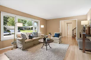 7109 Heatherton Trail, Edina, MN 55435 - Photo 9