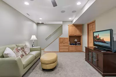 991 Caren Court, Mendota Heights, MN 55118 - Photo 35