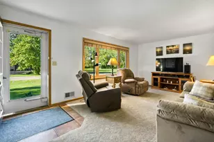 1303 26th St SE, Rochester, MN 55904 - Photo 3