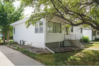614 16th Street N, Moorhead, MN 56560 - Photo 3