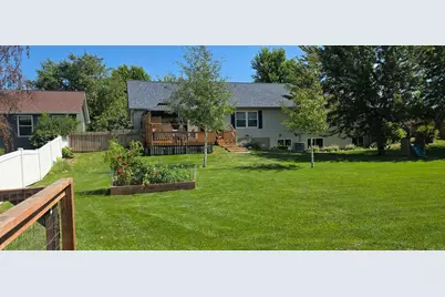 304 Paul Hanson Drive, Clarks Grove, MN 56016 - Photo 11