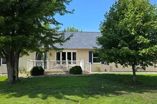 304 Paul Hanson Dr, Clarks Grove, MN 56016 - Photo 113