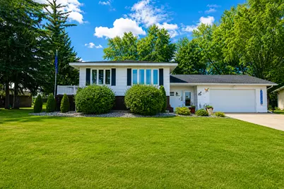 913 1st Avenue SE, Long Prairie, MN 56347 - Photo 1