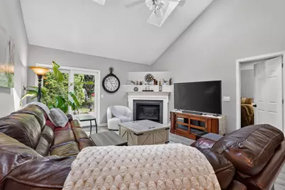 2408 Viola Heights Drive NE, Rochester, MN 55906 - Photo 5