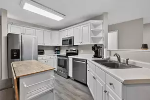 2408 Viola Heights Dr NE, Rochester, MN 55906 - Photo 21