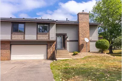 2819 Wimbledon Ridge, Woodbury, MN 55125 - Photo 3