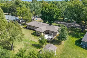 1619 Constance Dr E, Golden Valley, MN 55422 - Photo 49