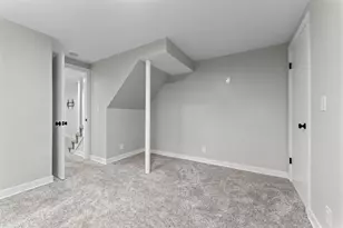 1619 Constance Dr E, Golden Valley, MN 55422 - Photo 37