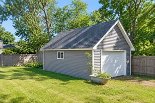 719 5th Ave NW, Faribault, MN 55021 - Photo 3