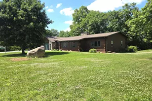 830 W Church St, Belle Plaine, MN 56011 - Photo 31