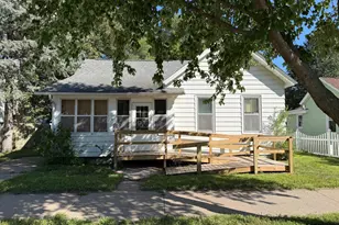 560 Hamilton St, Winona, MN 55987 - Photo 1