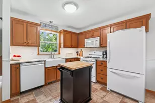 1566 Lamotte Cir, Lino Lakes, MN 55038 - Photo 5