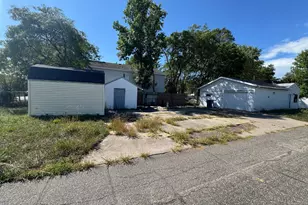 431 37th Ave N, Saint Cloud, MN 56303 - Photo 1