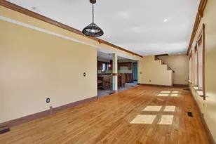 1498 Hazelwood St, Saint Paul, MN 55106 - Photo 9