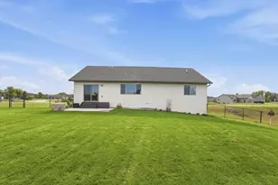 1326 Faith Hill Dr SW, Alexandria, MN 56308 - Photo 41