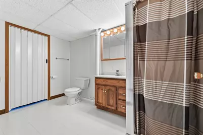 201 White Street S, Comfrey, MN 56019 - Photo 19