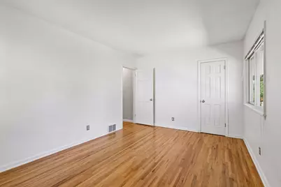 2131 Perry Avenue N, Golden Valley, MN 55422 - Photo 23