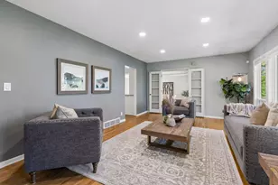 2131 Perry Ave N, Golden Valley, MN 55422 - Photo 9