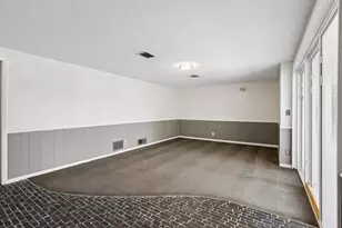 2131 Perry Ave N, Golden Valley, MN 55422 - Photo 27