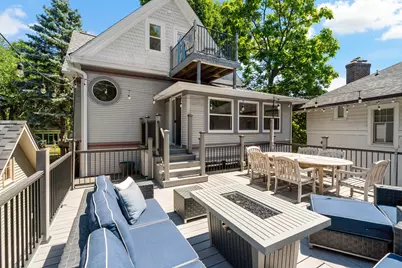 2400 Irving Avenue S, Minneapolis, MN 55405 - Photo 17