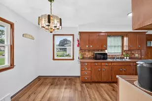 1042 6th Ave S, South Saint Paul, MN 55075 - Photo 7