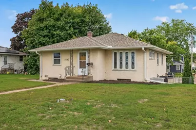 1042 6th Avenue S, South Saint Paul, MN 55075 - Photo 1