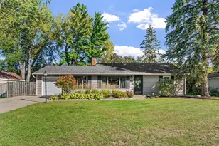 1197 Burke Ave W, Roseville, MN 55113 - Photo 1