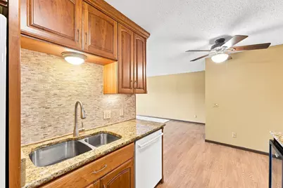 14630 Garrett Avenue #613, Apple Valley, MN 55124 - Photo 13