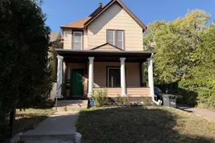 122 W 32nd St, Minneapolis, MN 55408 - Photo 1