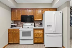 1685 6th Ave W, Shakopee, MN 55379 - Photo 11