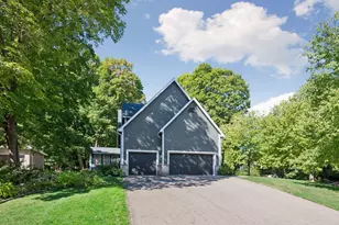 561 Bighorn Dr, Chanhassen, MN 55317 - Photo 5