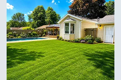 2966 Simpson Street, Roseville, MN 55113 - Photo 3
