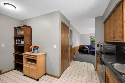 201 Linden Place S, Northfield, MN 55057 - Photo 9