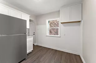 1077 Blair Ave, Saint Paul, MN 55104 - Photo 3