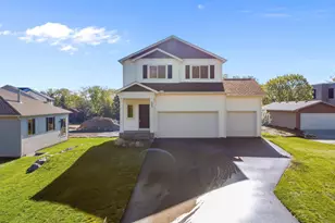 599 Stinson Blvd, New Brighton, MN 55112 - Photo 1