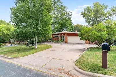 2212 Mary Hills Drive, Golden Valley, MN 55422 - Photo 33