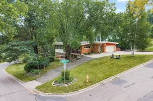 2212 Mary Hills Dr, Golden Valley, MN 55422 - Photo 1