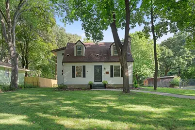 2757 Sherwood Road, Mounds View, MN 55112 - Photo 1