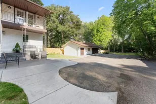 2757 Sherwood Rd, Mounds View, MN 55112 - Photo 35
