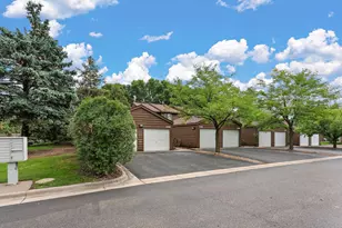 2460 Crestwood Dr, North Saint Paul, MN 55109 - Photo 33