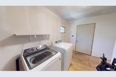 441 Center Avenue S, Glenville, MN 56036 - Photo 15