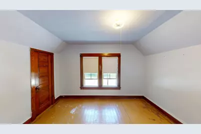 441 Center Avenue S, Glenville, MN 56036 - Photo 17